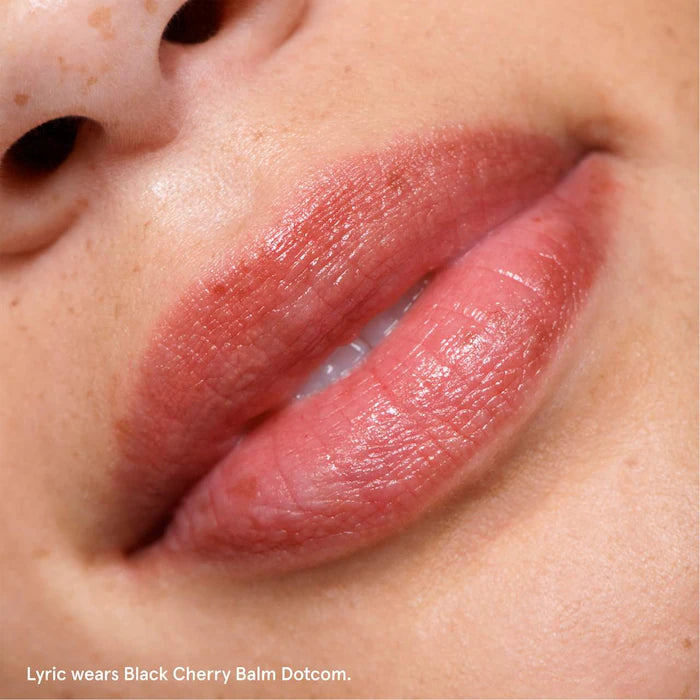Glossier  Balm Dotcom Lip Balm and Skin Salva